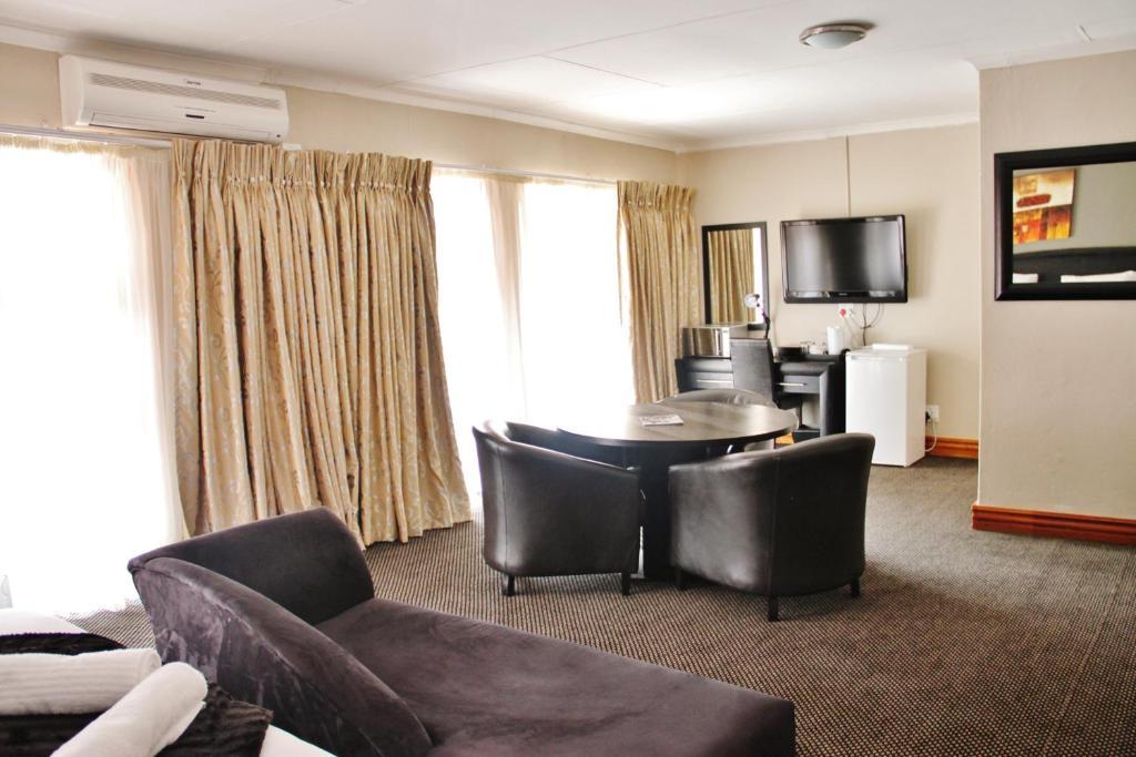 Ruby Stone Boutique Hotel Polokwane Exteriér fotografie